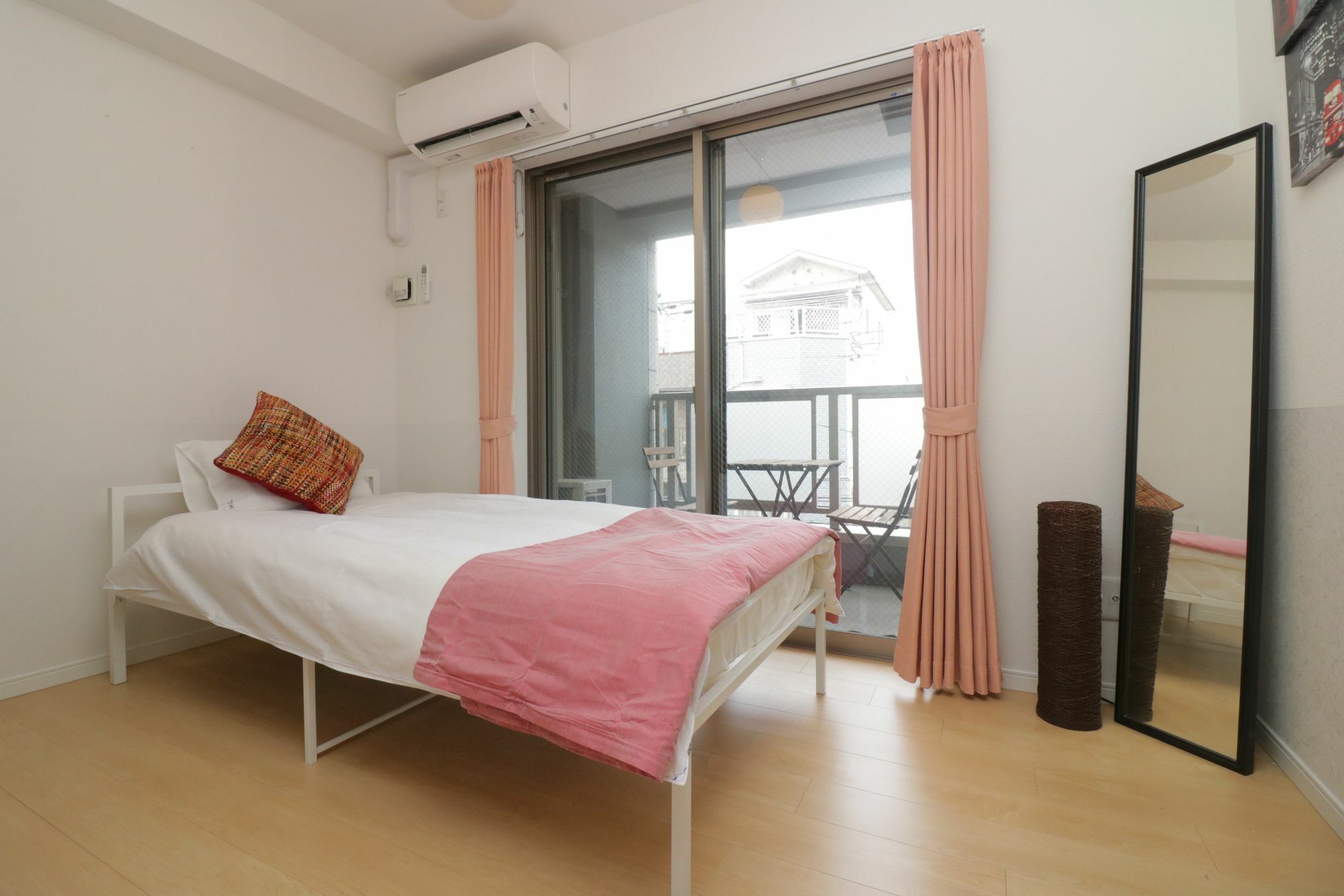 Hg Cozy Hotel No 22 鶴橋駅前 Osaka Eksteriør billede